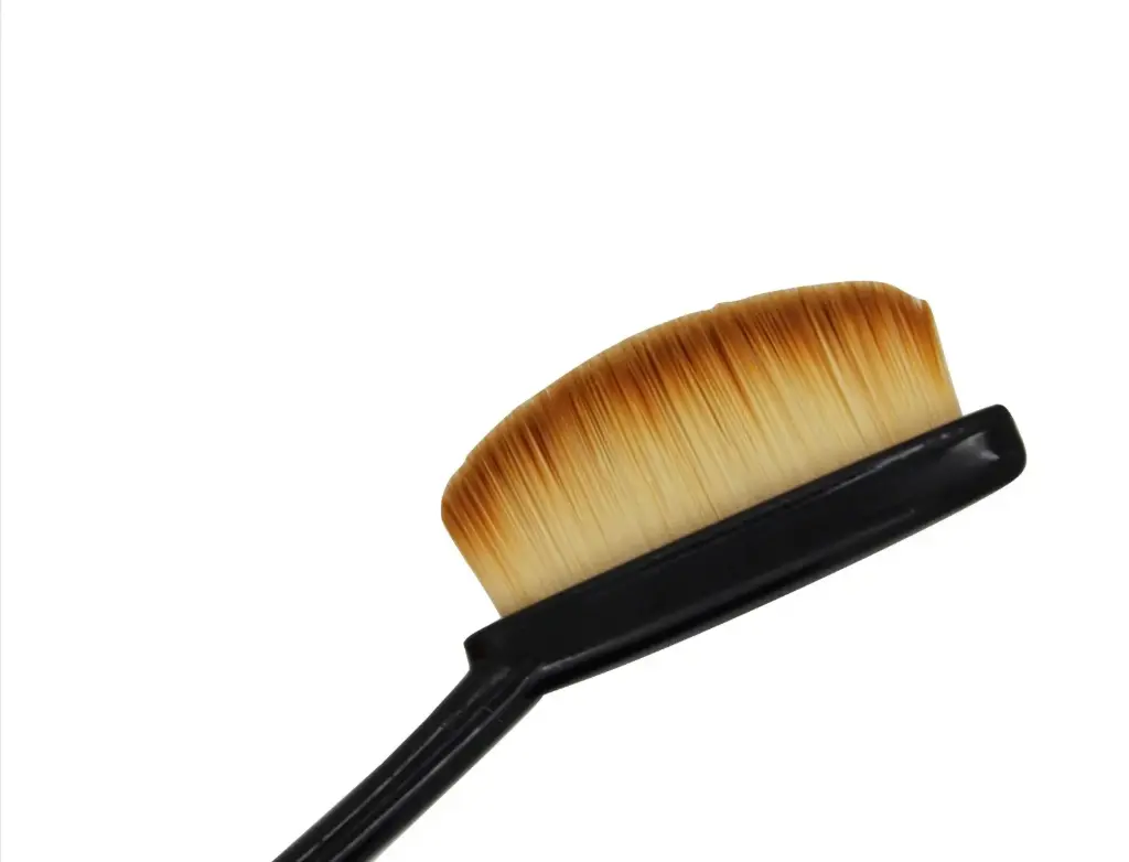 CELAVI Foundation Brush