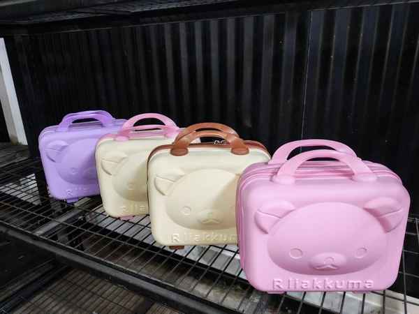 BELLAS MALETA OSO PLASTICO R LLAKKUMA