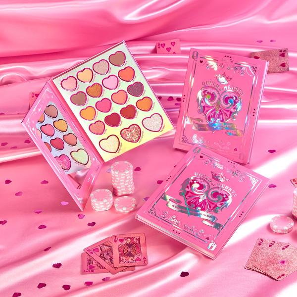 Amor Us QUEEN OF HEARTS Palette
